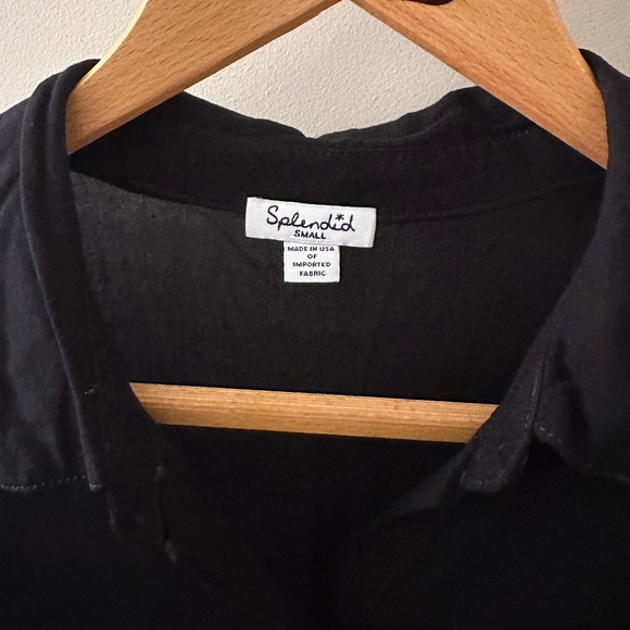 Splendid Black Sleeveless Button Down Shirt - Picture 2 of 3